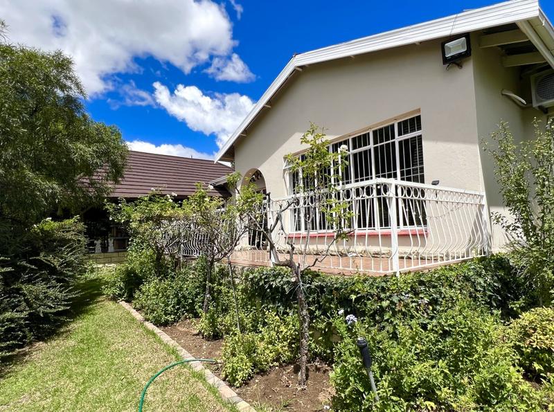 4 Bedroom Property for Sale in Lindley Free State